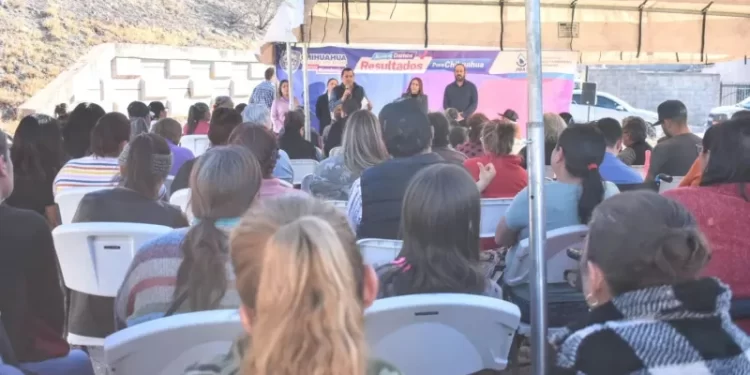 Entrega JMAS Chihuahua trabajos de rehabilitación de la red de agua potable en colonia Francisco R. Almada