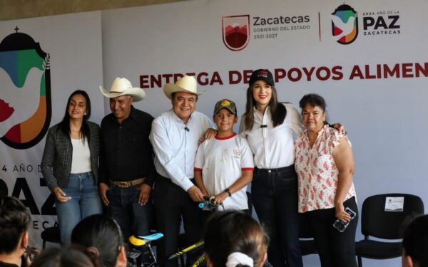 Entrega Gobierno de Zacatecas apoyos alimentarios en la región de Villanueva
