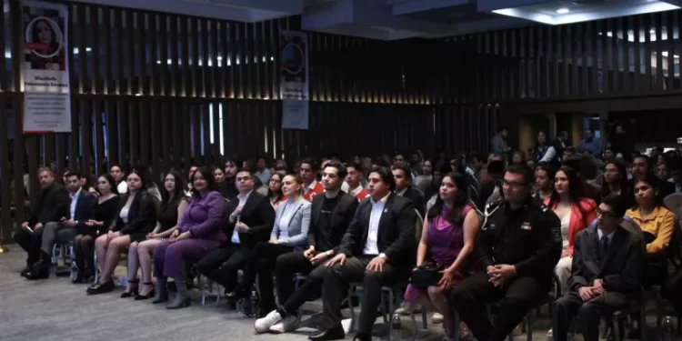 - Con una bolsa de 180 mil pesos se premió a los ganadores de las seis categorías