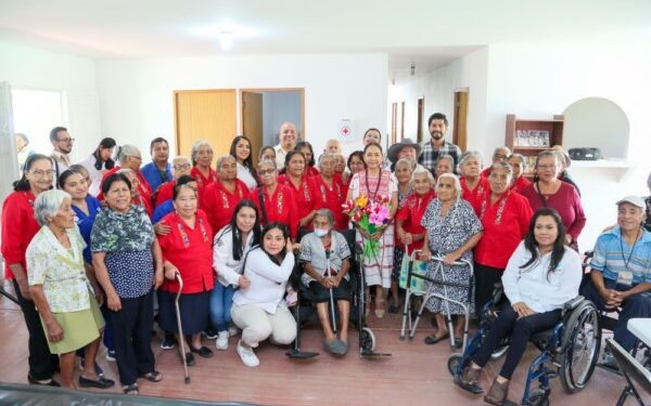 Equipa DIF Oaxaca Casa de Día para personas adultas de San Lorenzo Cacaotepec