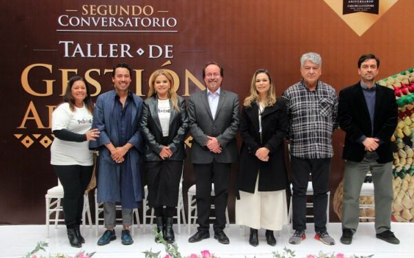 Realiza Cultura segundo conversatorio “Taller de Gestión Artesanal”