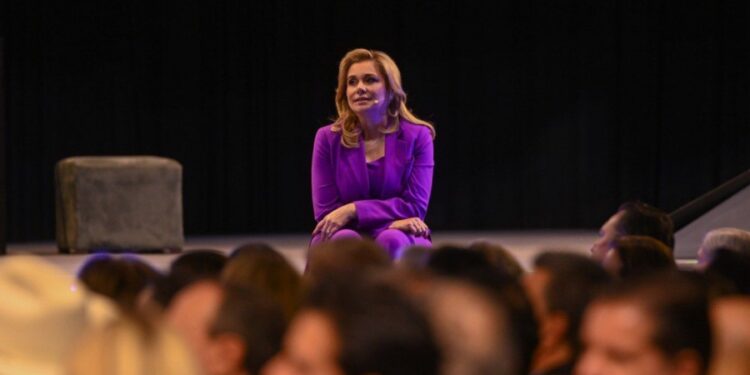 Tras desaparición del Insabi, lanza Maru Campos MediChihuahua