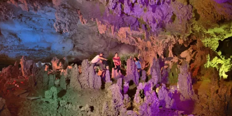 Grutas de Coyame: la mejor aventura subterránea