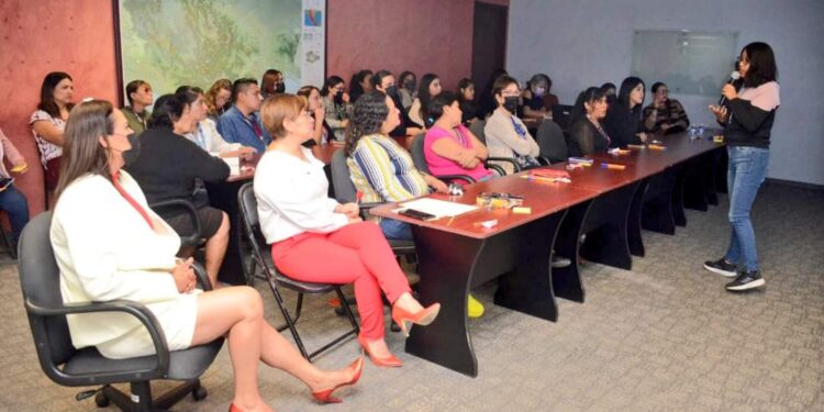 Ofertan talleres, cursos y capacitaciones para personas trabajadoras en Gobierno del Estado