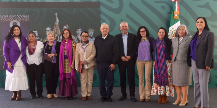 Presidente y funcionarias del Gabinete de la Cuarta Transformación conmemoran Día Internacional de las Mujeres