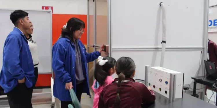 Realizan jornada STEAM para estudiantes de primaria