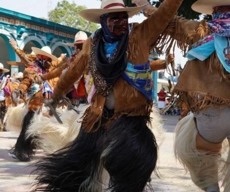 Concluye primera semana de evaluación a delegaciones que buscan presentarse en esta Guelaguetza 2024