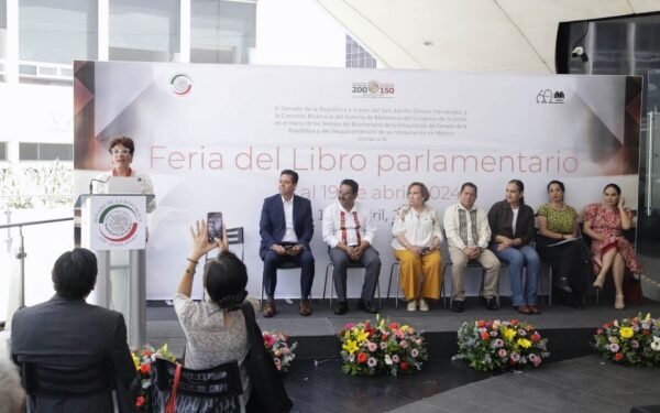 Inauguran en el Senado la primera Feria del Libro Parlamentario