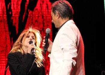 Jeanette y Juan Bau inundan de nostalgia y amor al FCZ 2024