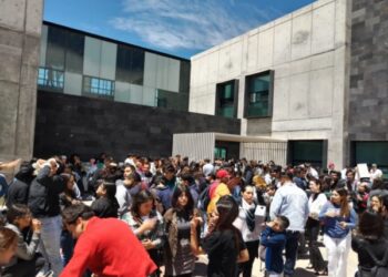 MILES DE ZACATECANOS DISFRUTAN EN FAMILIA OBSERVACIÓN DEL ECLIPSE SOLAR Y PROMUEVEN APRENDIZAJE VIVENCIAL