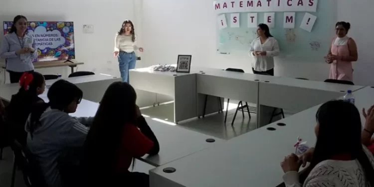 Abre UT Paso del Norte puertas de la ciencia a niñas de primaria