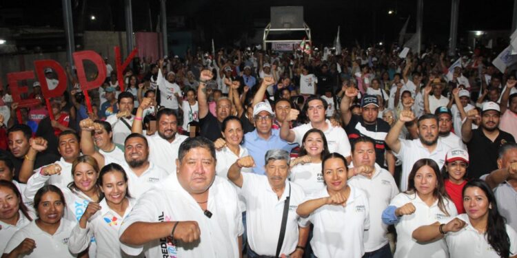 Cada día el proyecto de Freddy Gil Pineda Gopar se ve más fortalecido