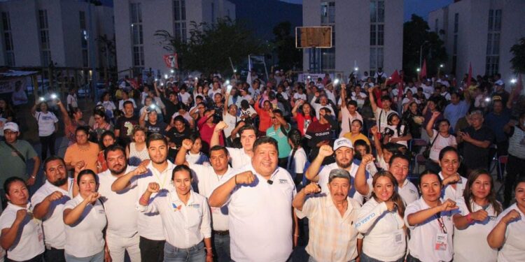 Barrios, Agencias, Colonias y fraccionamientos se suman al proyecto de Freddy Gil Pineda Gopar