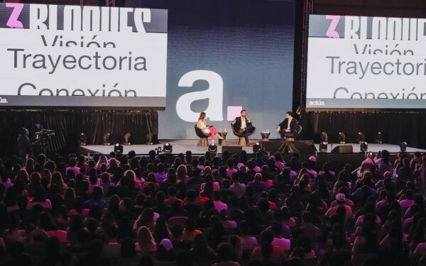 Niños sanos desde la escuela dotando alimentos sanos: Álvarez Máynez