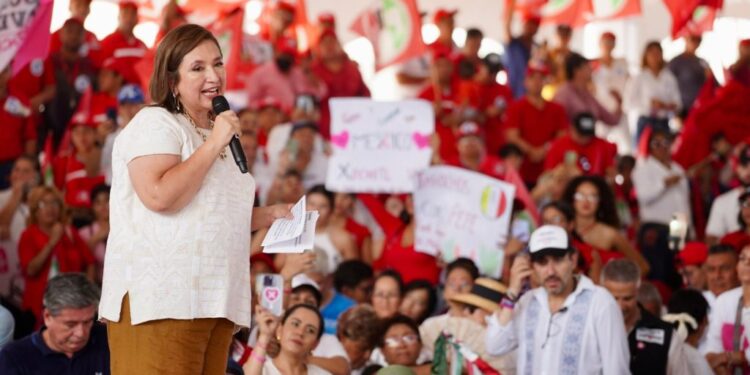 ¡Ningún maestro va a ganar menos de 20 mil pesos!: Xóchitl Gálvez