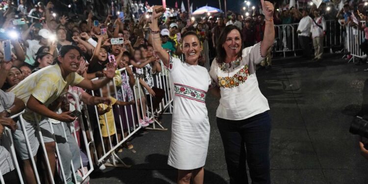 NO HABRÁ DIVORCIO ENTRE GOBIERNO Y PUEBLO