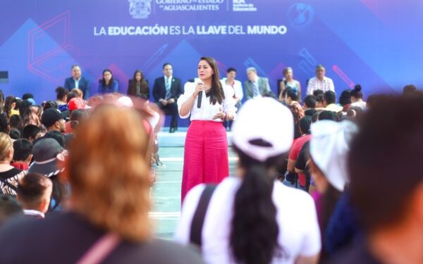 REITERA TERE JIMÉNEZ SU COMPROMISO CON LA EDUCACIÓN; ASEGURA QUE ES LA MEJOR HERENCIA PARA LA JUVENTUD