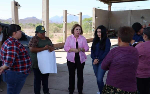 Sebides supervisa zona afectada por incendio forestal en Elota; anuncia 134 personas combatiéndolo
