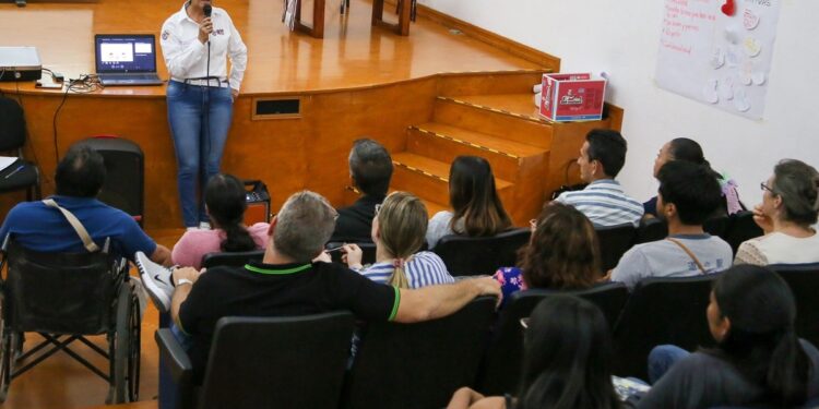 Realiza DIF Oaxaca segundo Curso de Inducción 2024 para Solicitantes de Adopción