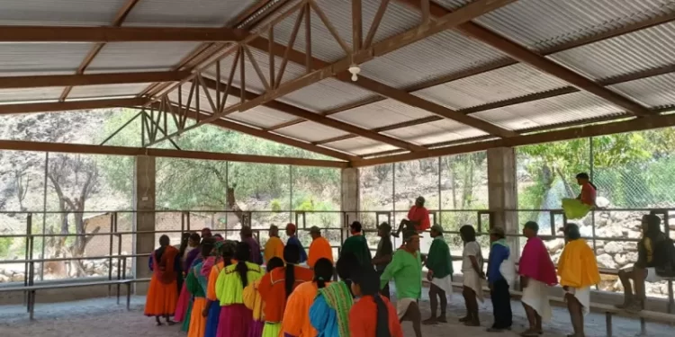 Entrega Gobierno del Estado apoyo alimentario a 300 familias de Batopilas