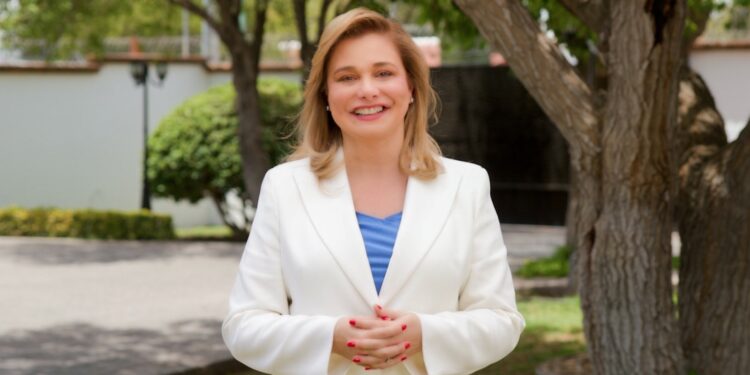 Felicita Maru Campos a quienes representarán a la ciudadanía tras jornada electoral