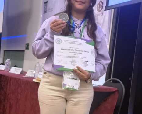 Gana Estudiante del Cobach medalla de plata en Olimpiada Nacional de Matemáticas Femenil