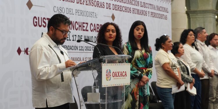 Ofrece Gobierno de Oaxaca disculpa pública a familiares del periodista Gustavo Sánchez