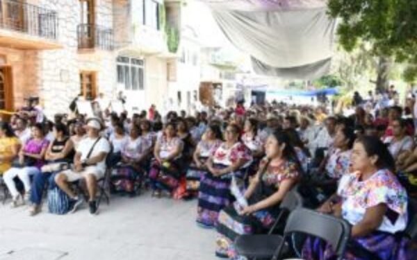 REALIZAN ENTREGA DE CENTRO CULTURAL COMUNITARIO EN CHILAPA