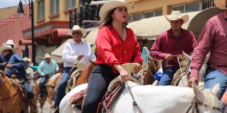 Arriba a Parral la XXIX Edición de la Cabalgata Villista