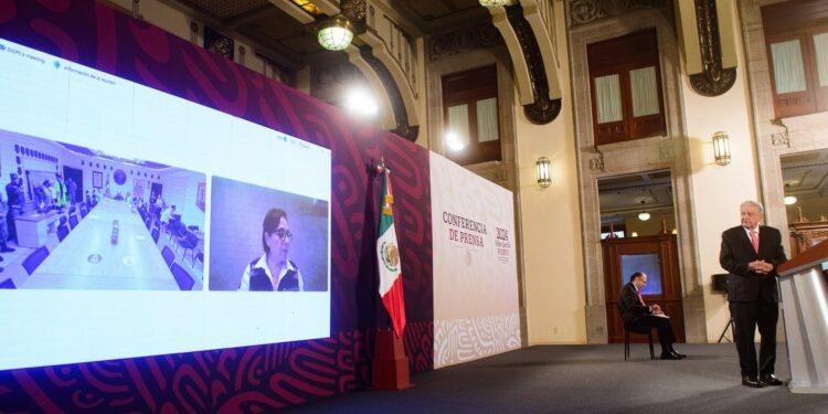 Banco del Bienestar distribuye 26.5 millones de tarjetas para pago de pensiones, becas y apoyos del Gobierno de la 4T