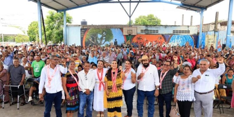Encabeza Liz Salgado entrega del programa de “Asistencia Alimentaria” en Las Vigas
