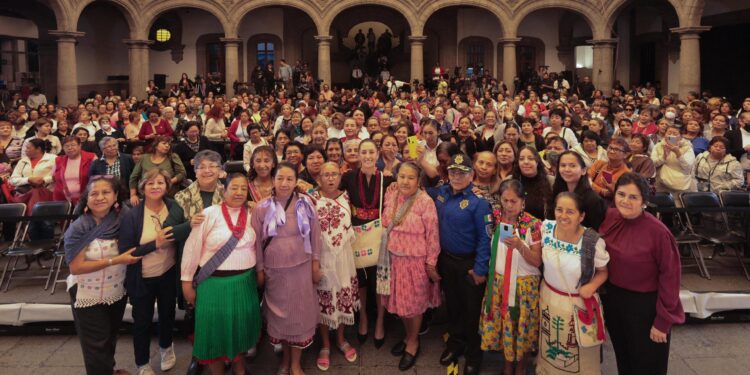 ENCUENTRO CON MUJERES DE 60 A 64 AÑOS