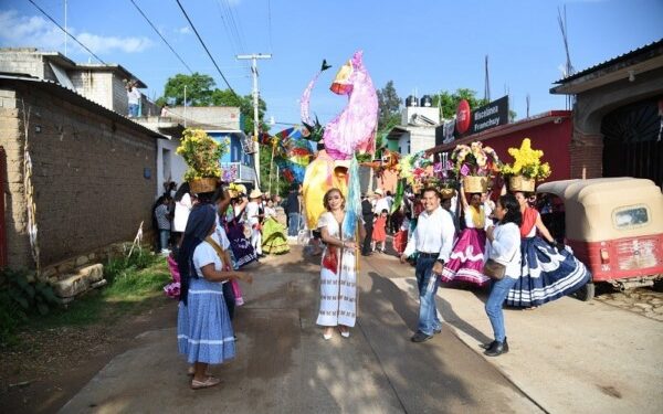 Expone San Martin Tilcajete la magia y el orgullo de sus alebrijes