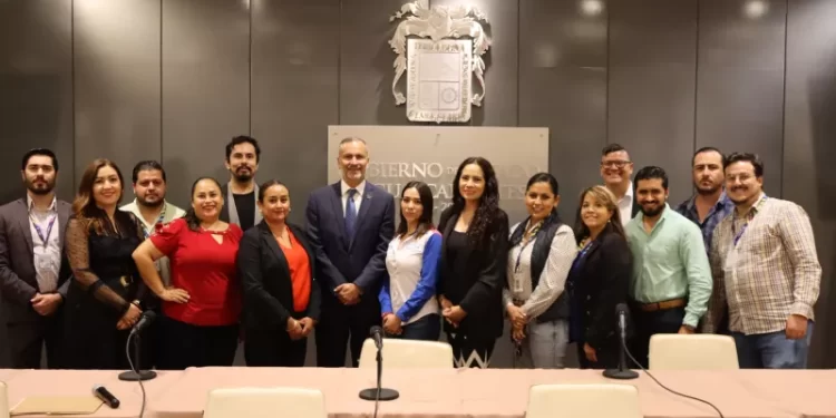 Exponen en coloquio de Aguascalientes las buenas acciones en materia de conciliación laboral practicadas en Chihuahua