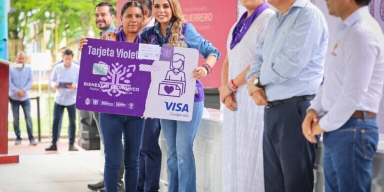 “La mejor inversión es apostar por el desarrollo y bienestar de las mujeres y de sus hijos”: Evelyn Salgado