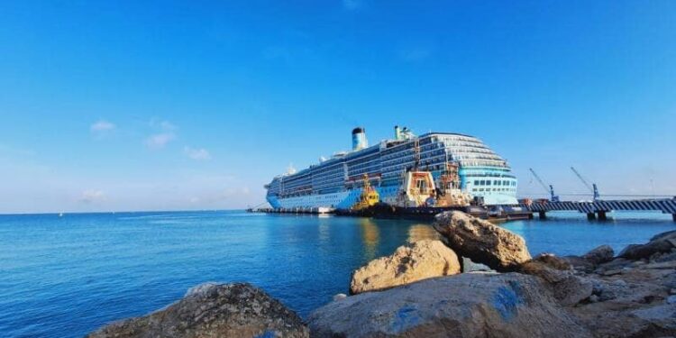 Llega  ocasión a tierras yucatecas el crucero Islander de la naviera Margaritaville at Sea