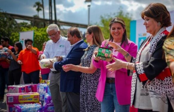 Sector educativo de NL colecta 14 toneladas de víveres para afectados por “Alberto” en el sur del Estado