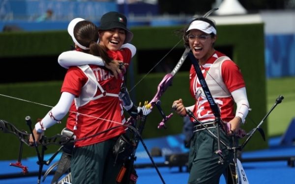 Estamos muy orgullosos de nuestros atletas olímpicos: Manolo