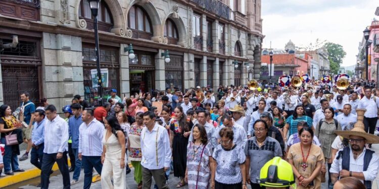 Comparten gueza, cultura y música en cierre de Expresiones Artísticas y Culturales 2024