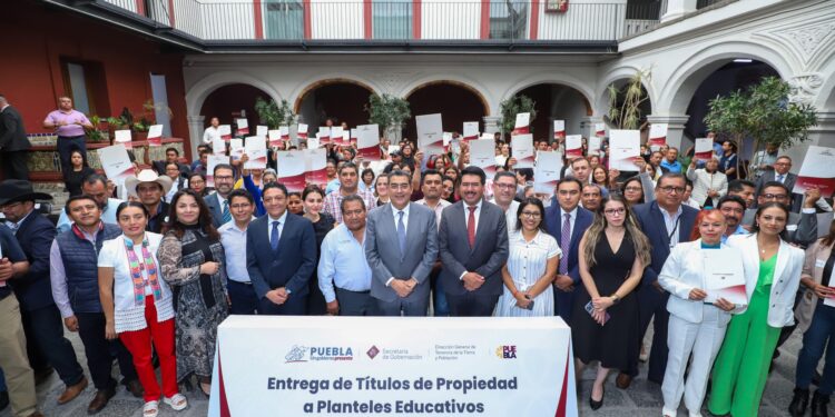 Con históricas inversiones en educación, industria y campo, gobierno de Puebla trasciende en el mes de julio