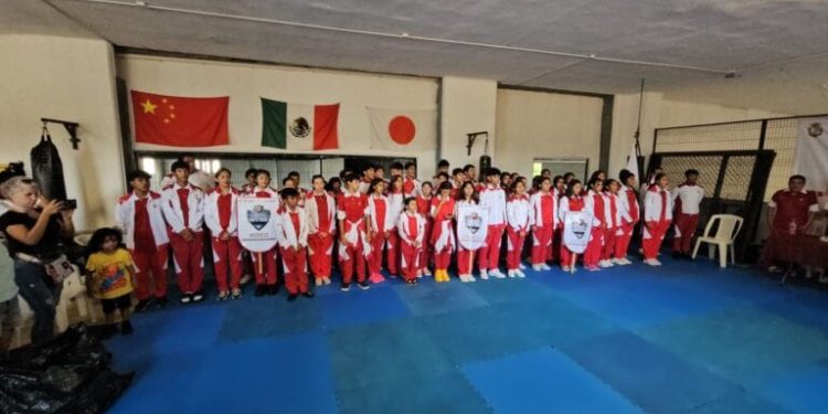 Continúa Evelyn Salgado apoyando a deportistas que representan a Guerrero en competencias nacionales