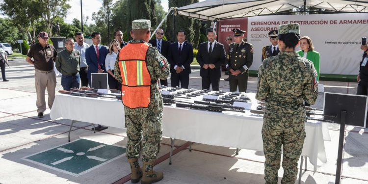 Destruyen 259 armas decomisadas gracias a la coordinación entre instituciones de seguridad