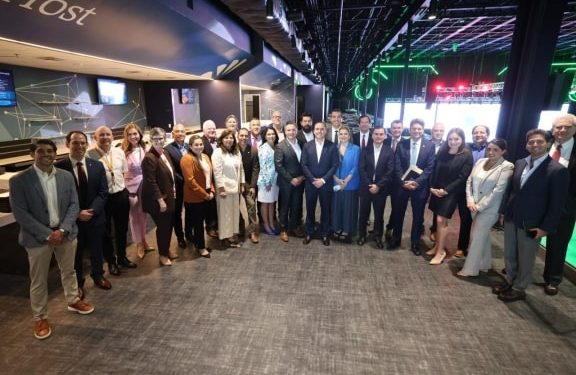 Inaugura Gobernador Oficina Pro Coahuila en Texas