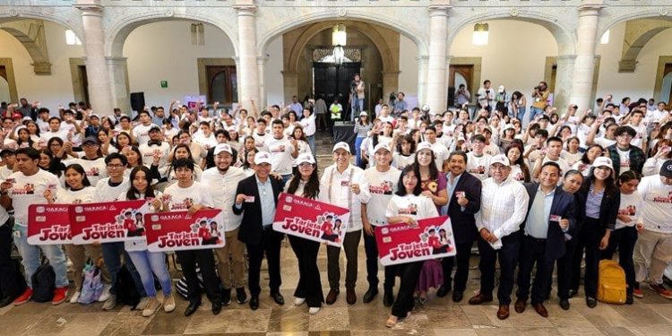 La juventud es energía, renovación y el motor de la sociedad: Salomón Jara