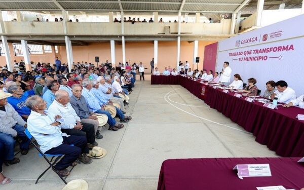 Impulsa Gobierno de Oaxaca el desarrollo de Santo Domingo Albarradas