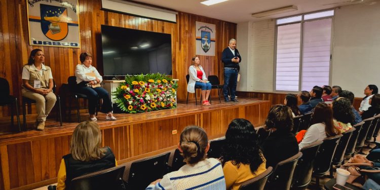 Unen SSO y UABJO lazos para mejorar la salud mental