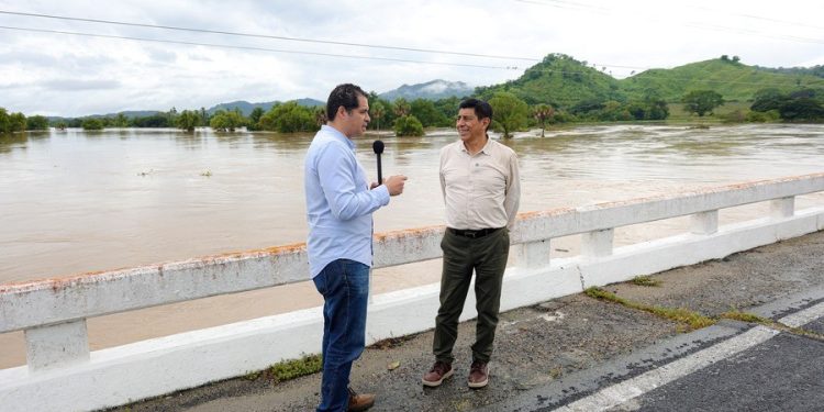 En trabajo coordinado Atiende Gobierno de Oaxaca afectaciones por el huracán “John”
