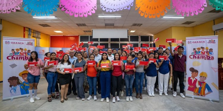 Durante agosto, 643 jóvenes encontraron su Primera Chamba