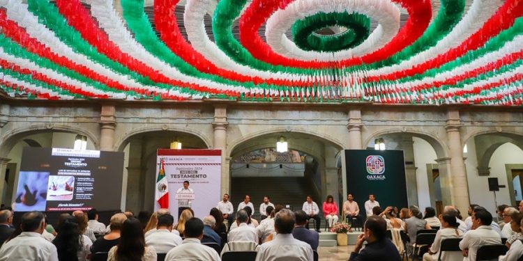 Familias oaxaqueñas tendrán certeza jurídica y patrimonial con programa Septiembre mes del Testamento