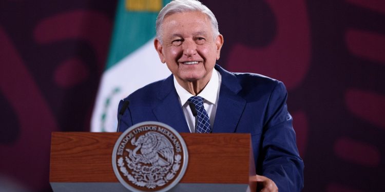 Presidente celebra aprobación de reforma constitucional de reconocimiento a pueblos indígenas